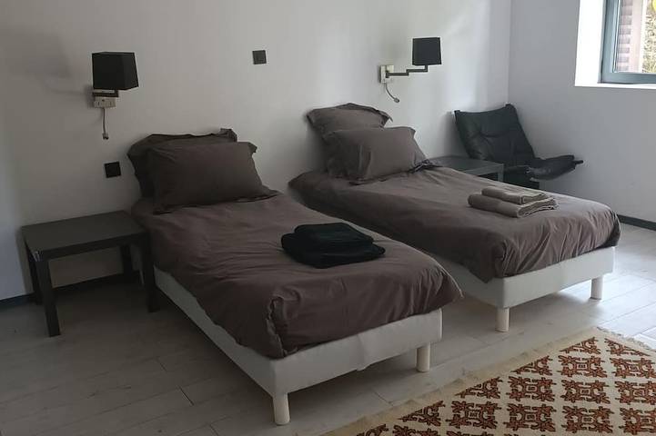 Location de vacances pour 13 personnes, avec terrasse et jardin dans Port du Niel - 3