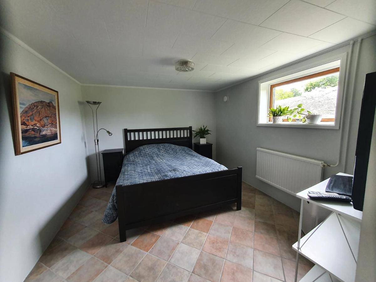 Ganze Wohnung, 50 m till bad i centrala Skärhamn in Toftenäs, Norra Västkusten
