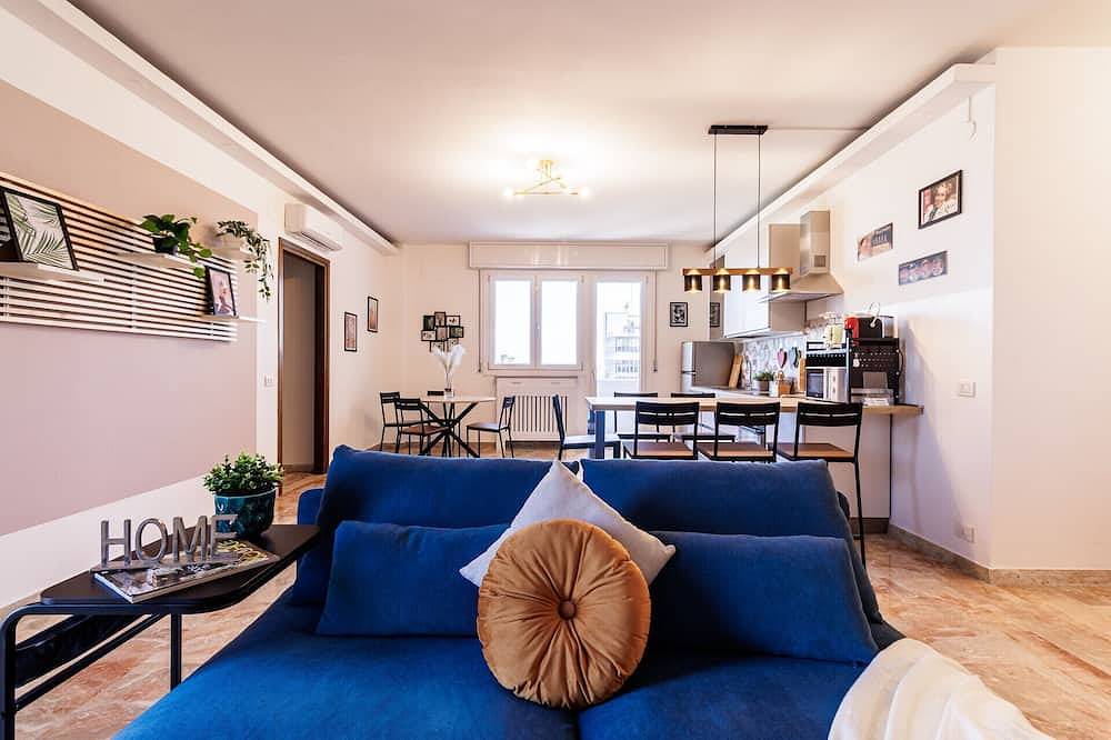 Apartamento entero, Skyline Ottavo Cielo in Módena, Provincia de Módena