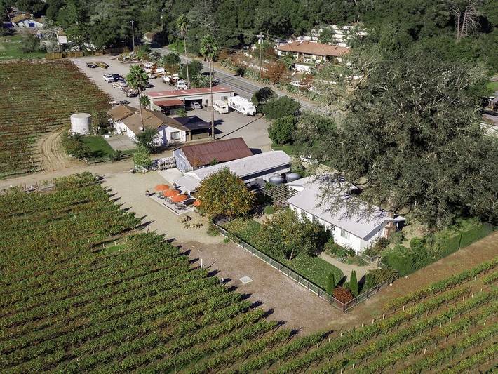 Vacation home for 8 people, with hot tub and terrace, with pets in Russian River