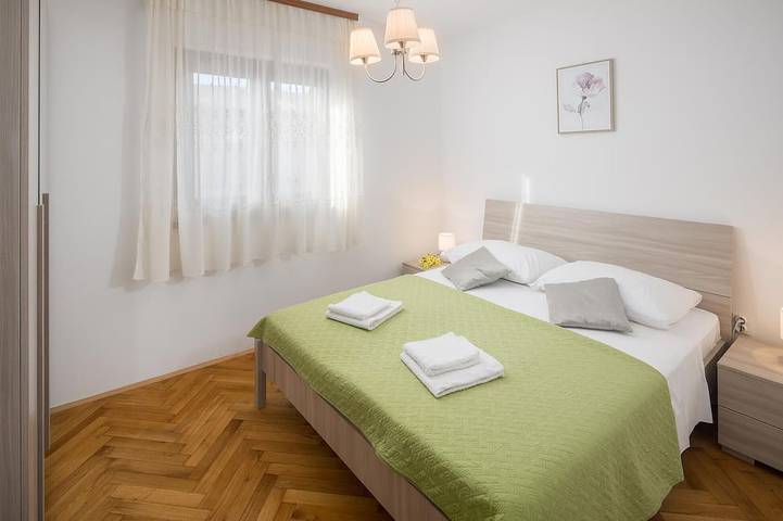 Ferienwohnung für 4 Personen in Kastelir - 2