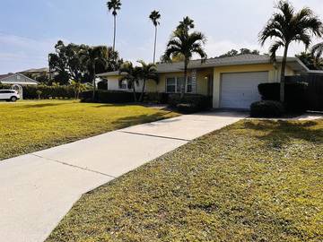 Vacation Home for 10 Guests in Clearwater Beach Island, Clearwater, Picture 4