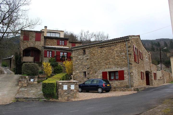 Gîte pour 6 personnes, avec Balcon et Terrasse ainsi que Jardin et Piscine à Camplong (Hérault) - 4