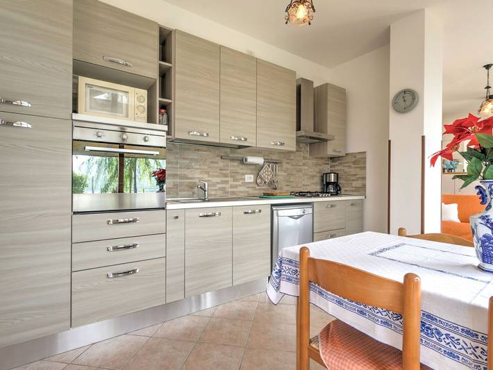 Gîte pour 5 personnes, avec piscine ainsi que jardin et terrasse à Gravedona - 4