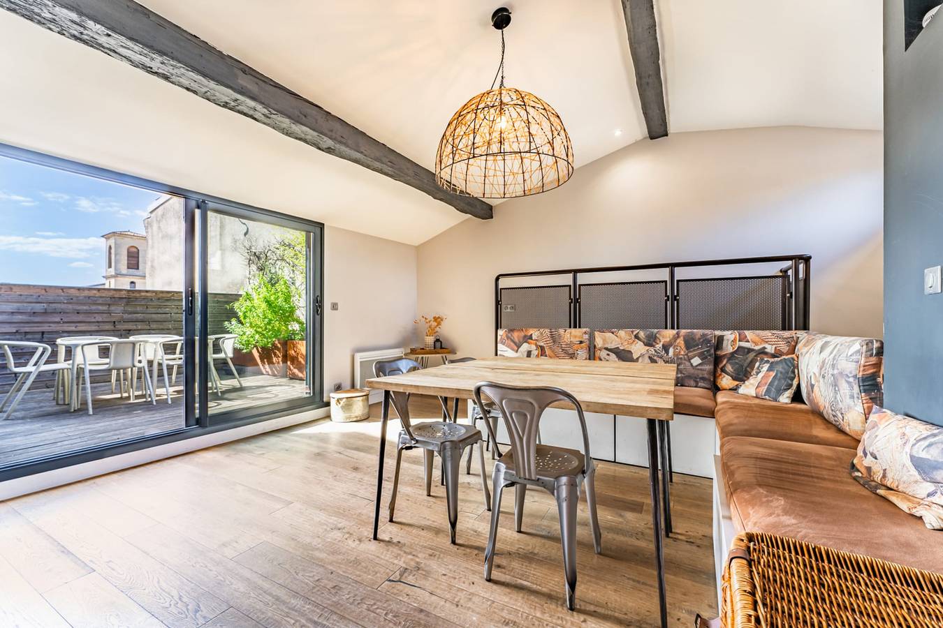 Apartment for 6 People in Bordeaux, Bordeaux region