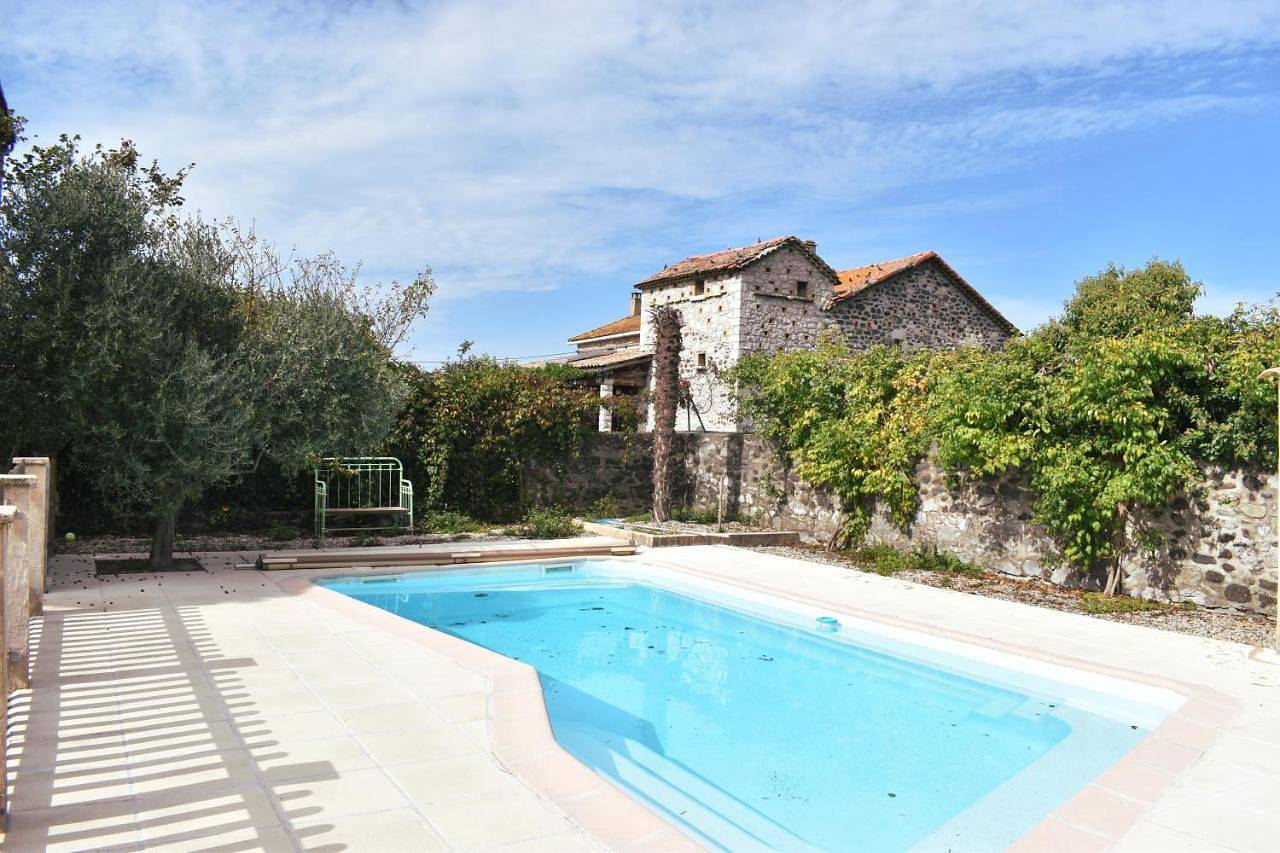 Superior Queen Room in Lussas, Ardèche
