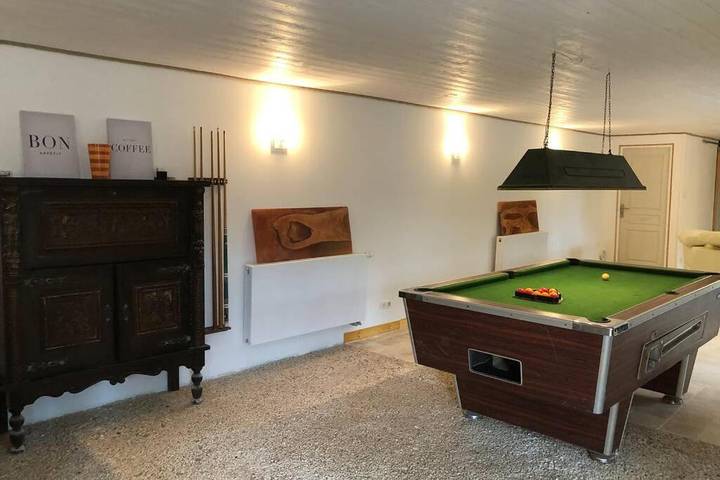 Location de vacances pour 12 personnes, avec Jardin à Guern - 4