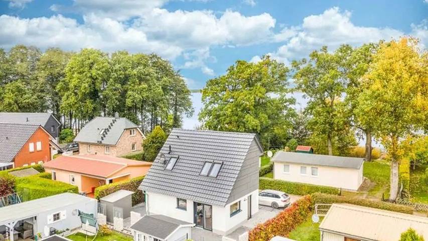 Ferienhaus für 4 Personen, mit Terrasse und Garten in Göhren-Lebbin