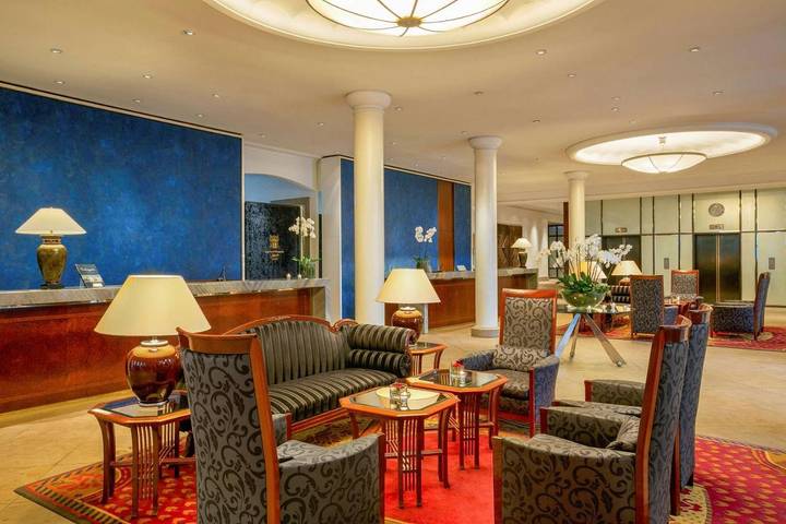 Hotel für 2 Personen, mit Sauna und Terrasse sowie Pool, mit Haustier in Residenzschloss - 4