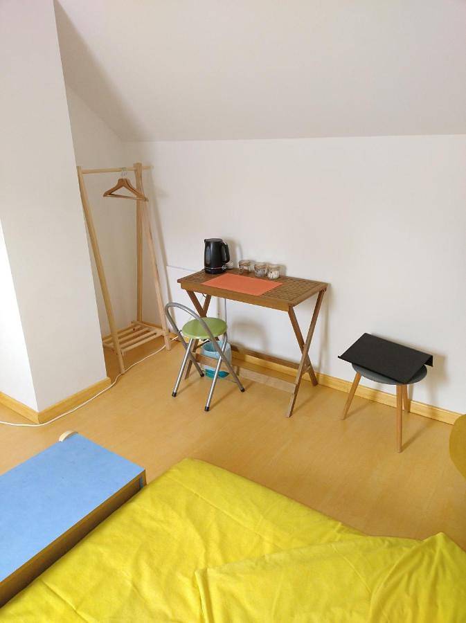 Appartement de vacances entier, Large Double Room in Héricourt (Haute-Saône), Haute-Saône