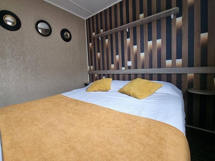 Camping für 6 Personen, mit Kinderpool in Burgund - 4