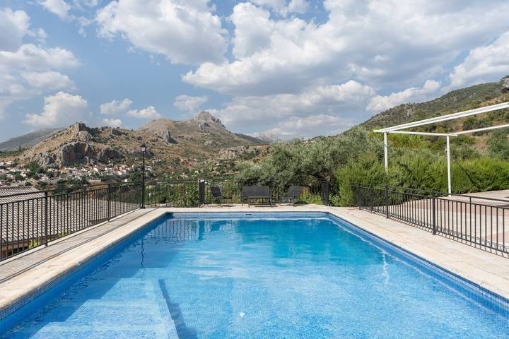 Casa rural para 8 personas, con jardín en Vega de Granada - 2