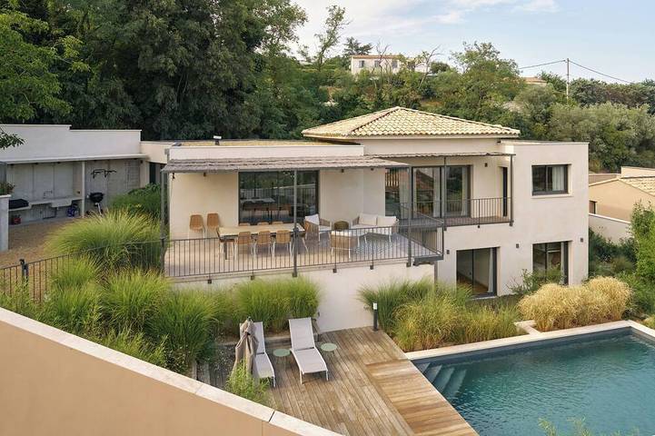 Chalet para 9 personas, con terraza y jardín - 1