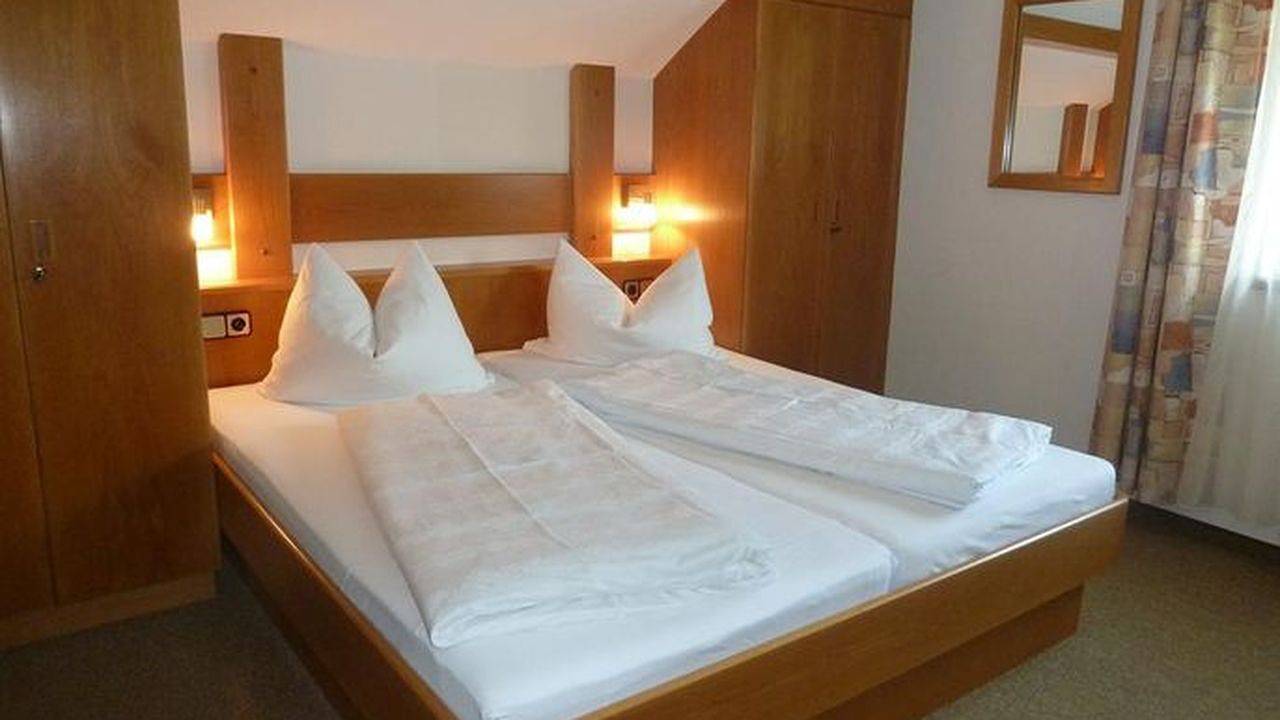 Doppelzimmer für 2 Personen (18 m²) in Egg am Faaker See in Karawanken und Bachergebirge, Villach