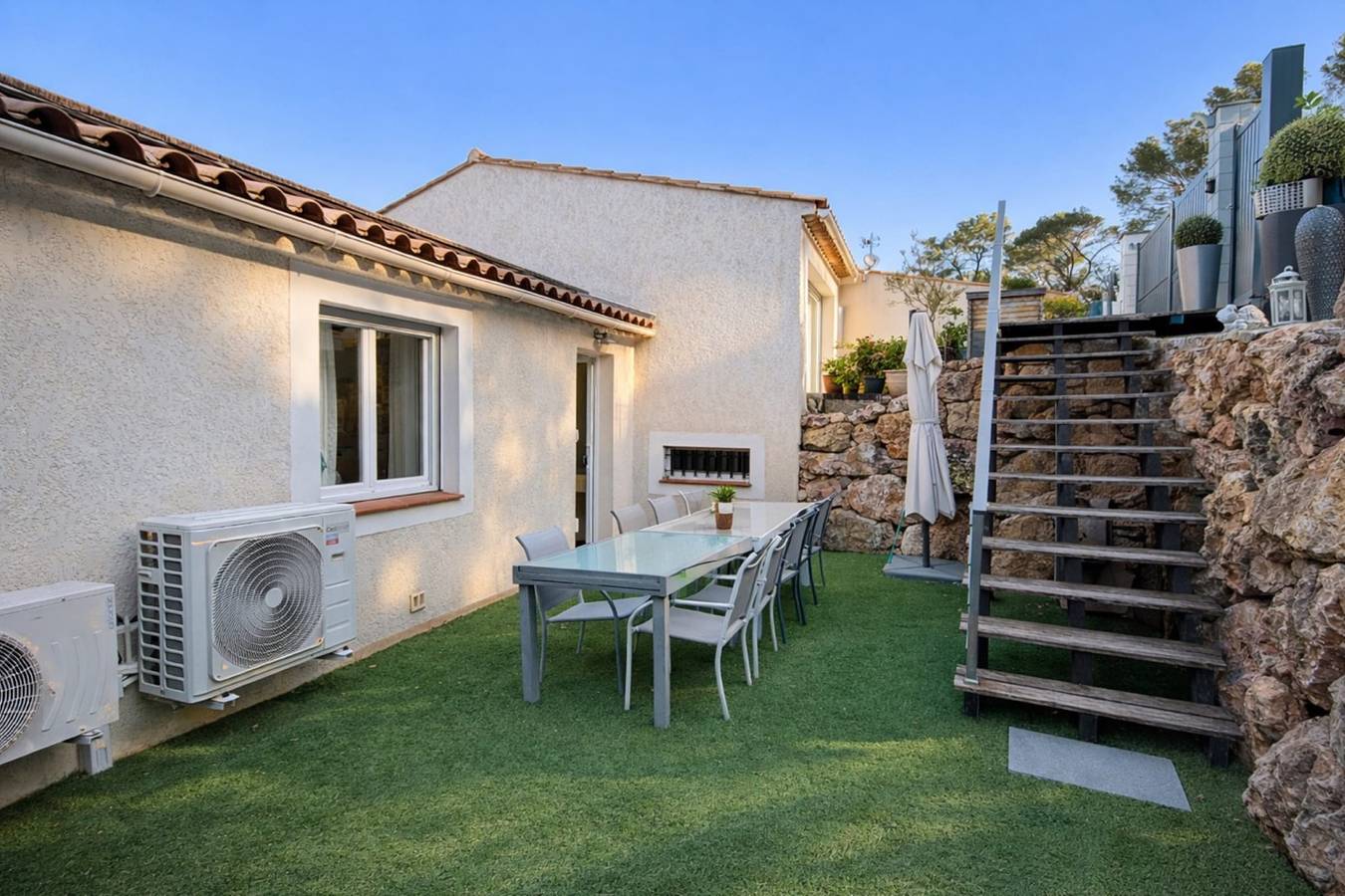 130m² Draguignan villa with pool and views in Draguignan, Region de Draguignan