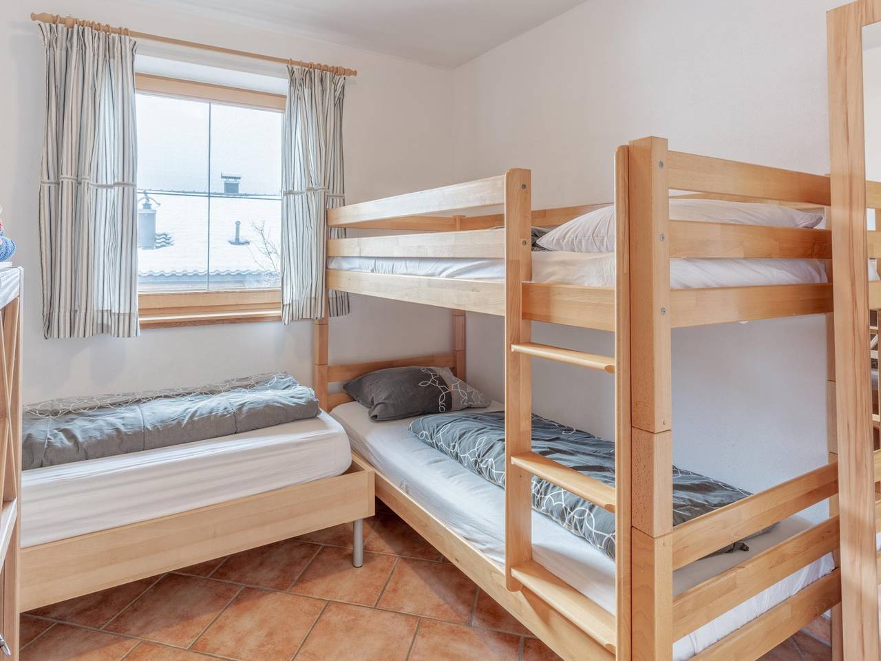 Ganze Wohnung, Gemütliche Ferienwohnung mit Blick auf die Berge in Alpbach, Kaisergebirge