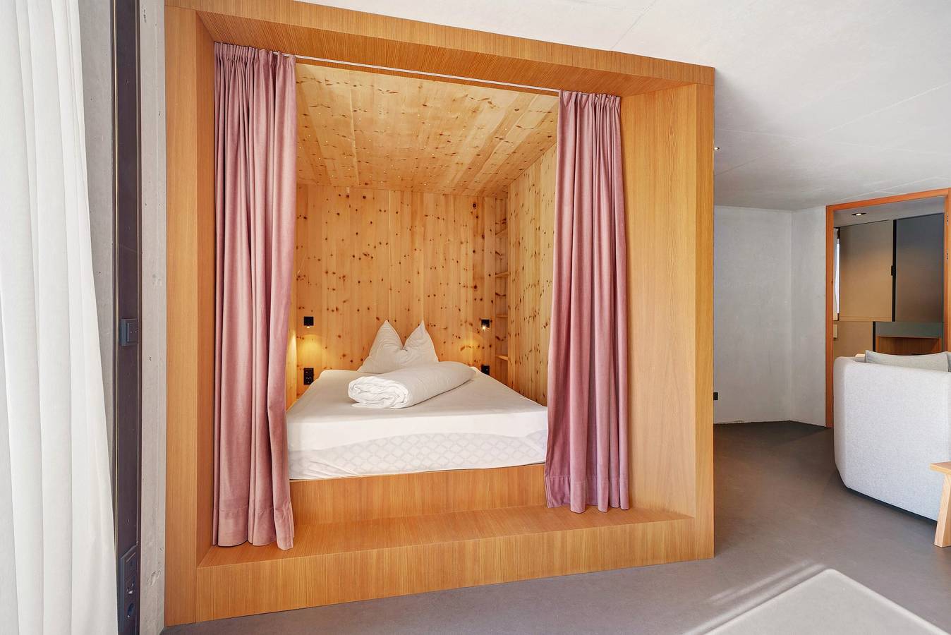 Ganze Wohnung, Ferienwohnung 'Haus 191' mit Bergblick, privater Terrasse und Wlan in Unser Frau, Schnals
