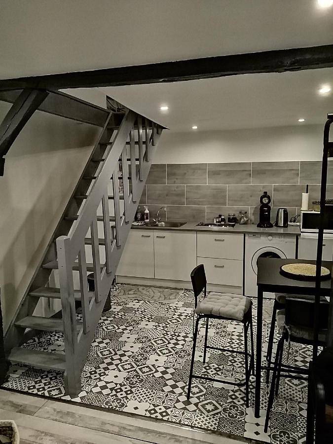 Location de vacances pour 5 personnes, avec terrasse à Tillé (Oise)