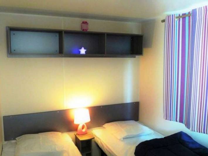 Mobil home pour 4 personnes, avec vue sur le lac et terrasse à Champagnac-le-Vieux - 4