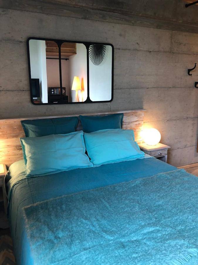 Chambre d’hôte pour 2 personnes, avec vue et jardin à Orcines - 2