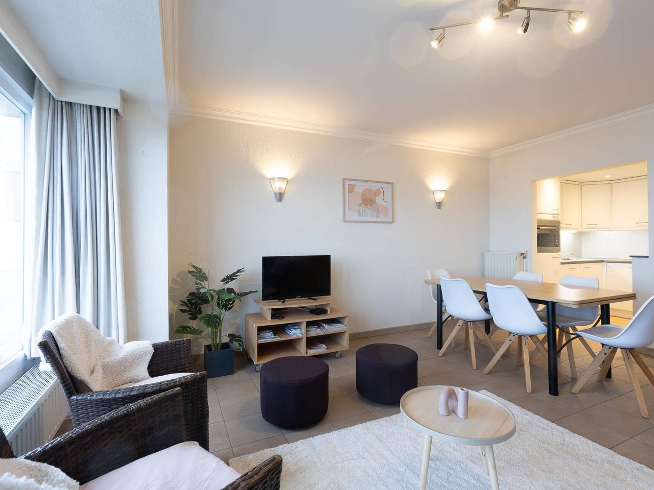 Geheel appartement, Appartement met zeezicht en twee terrassen in Middelkerke, Belgische Kust