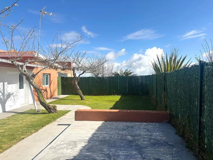 Location de vacances pour 4 personnes, avec Terrasse ainsi que Jacuzzi et Jardin à La Esperanza - 3