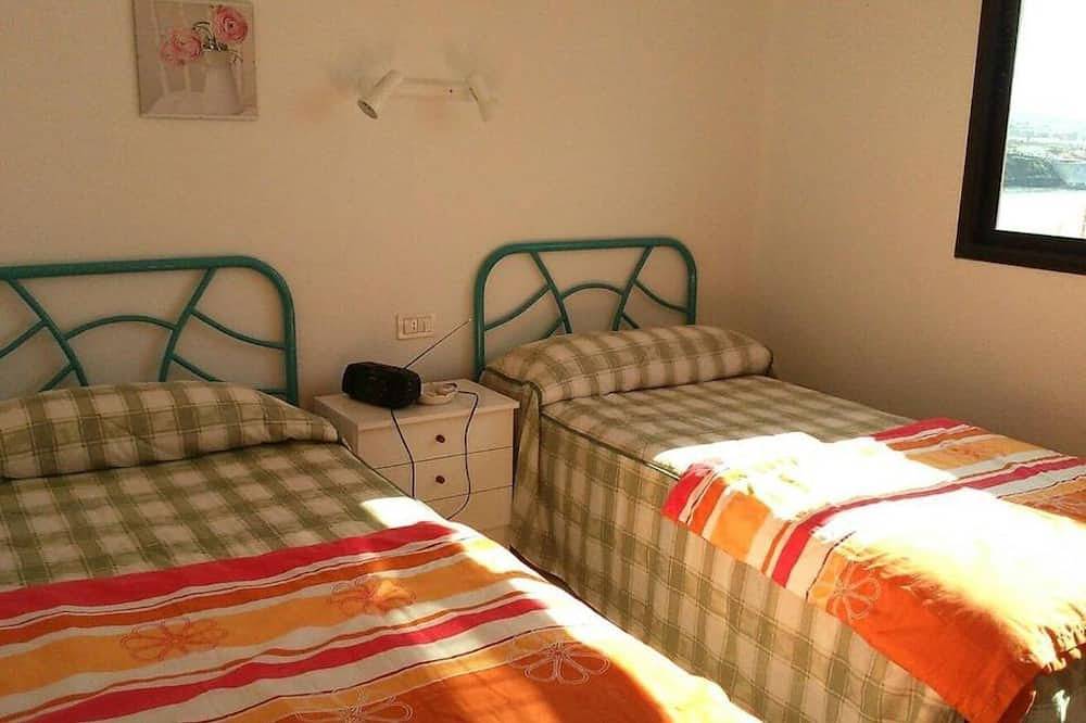 Entire apartment, Surfing the Blue Ii by Tor in Punta del Hidalgo, San Cristóbal de La Laguna