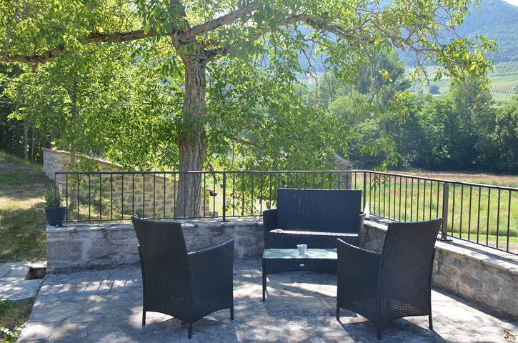 Gîte pour 8 personnes, avec terrasse et jardin à Rivière-sur-Tarn - 2
