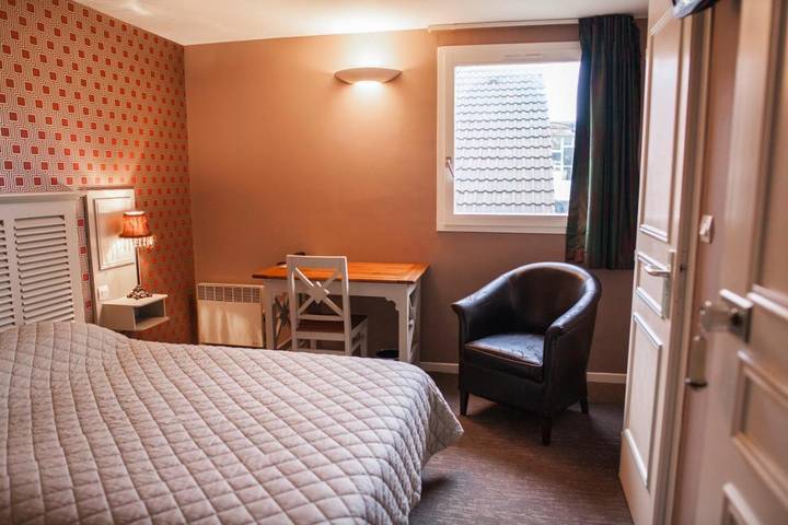 Hôtel pour 2 personnes, avec jardin à Bruay-la-Buissière - 2