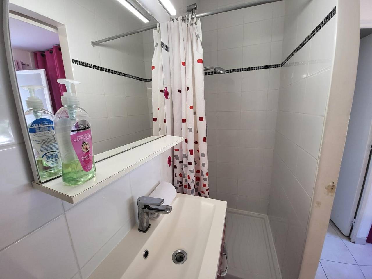 Charmantes Gîte Venitia mit privater Terrasse, Wlan und Klimaanlage in Aussonne, Haute-Garonne