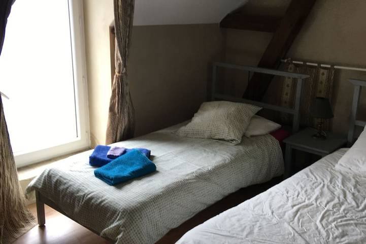 Location de vacances pour 6 personnes, avec Terrasse et Jardin à Beaumont-en-Véron - 4