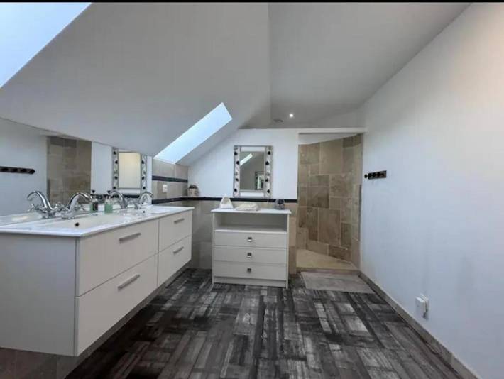 Location de vacances pour 12 personnes, avec terrasse, animaux acceptés à Saint-Mars-d'Outillé - 3