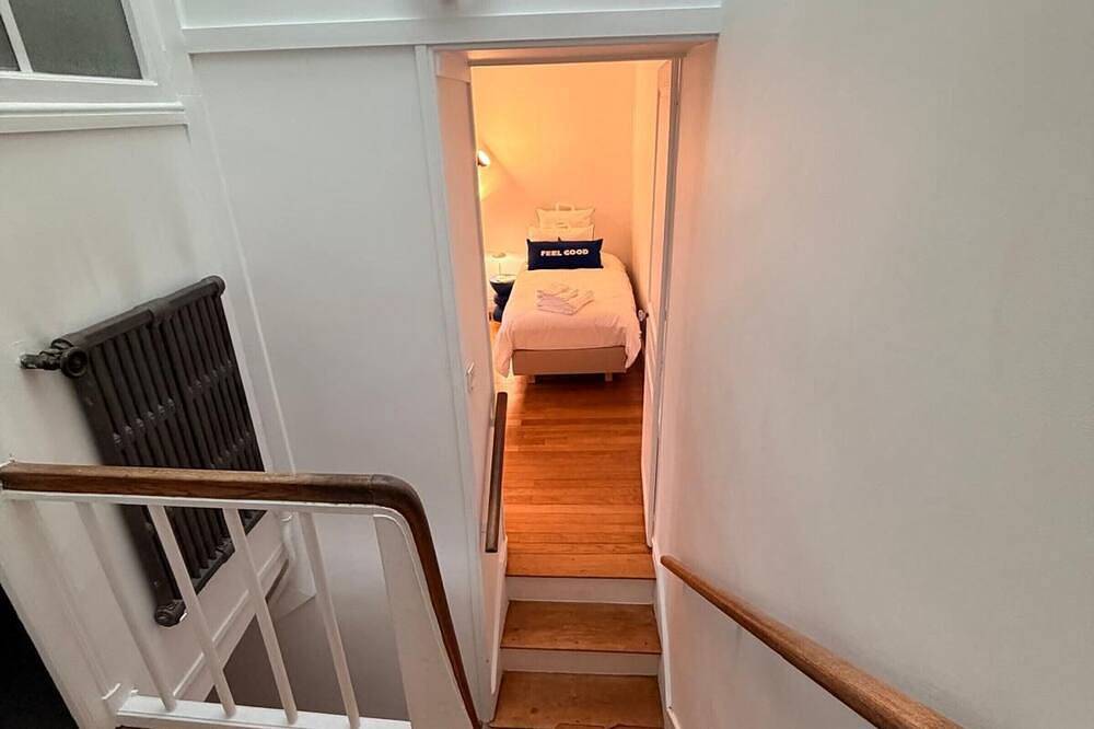 Maison avec parking, proche centre - 15 pers. in Le Mans, Sarthe