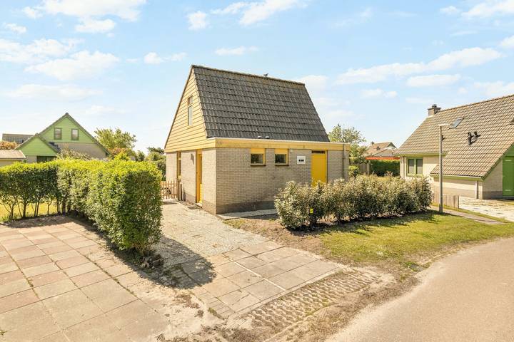 Ferienhaus für 4 Personen, mit Balkon/Terrasse und Terrasse sowie Garten in Julianadorp - 2