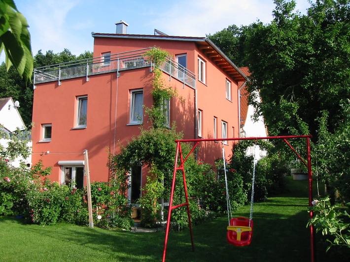 Ferienwohnung für 4 Personen, mit Balkon und Balkon/Terrasse sowie Garten und Pool