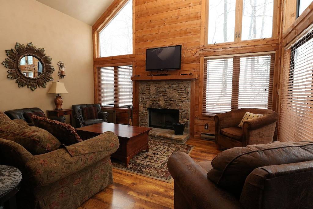 Updated single family home for a getaway in Hidden Valley, Pennsylvania