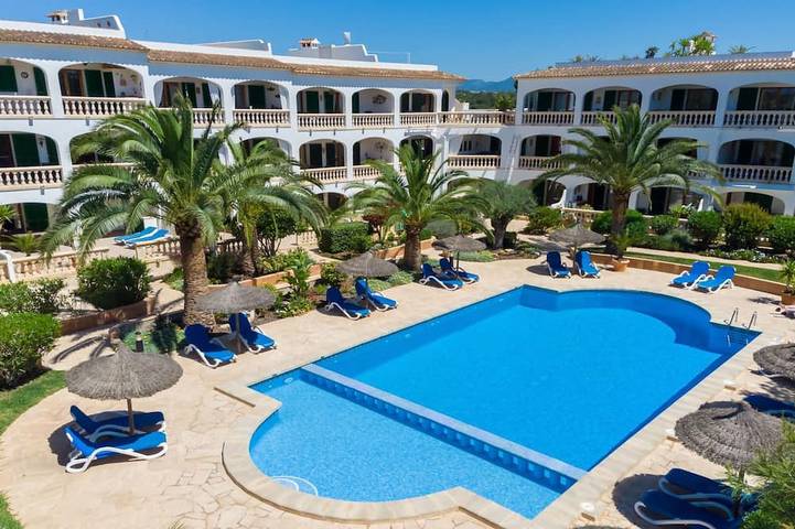 Apartamento de vacaciones para 4 personas, con piscina y jardín - 1