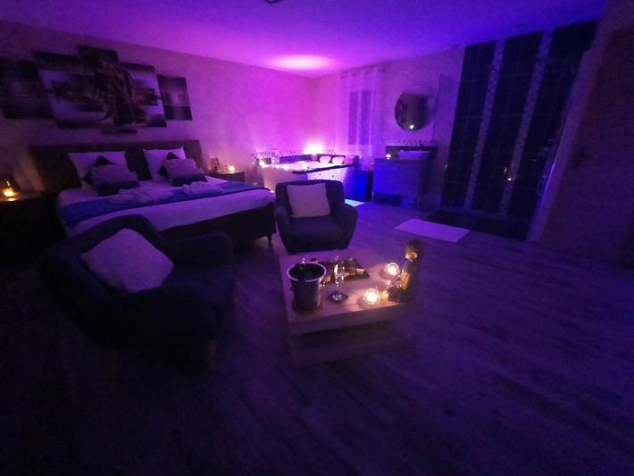 Gîte pour 2 personnes, avec jardin et vue dans Faumont