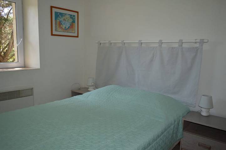 Location de vacances pour 4 personnes, avec piscine à Azerat - 2