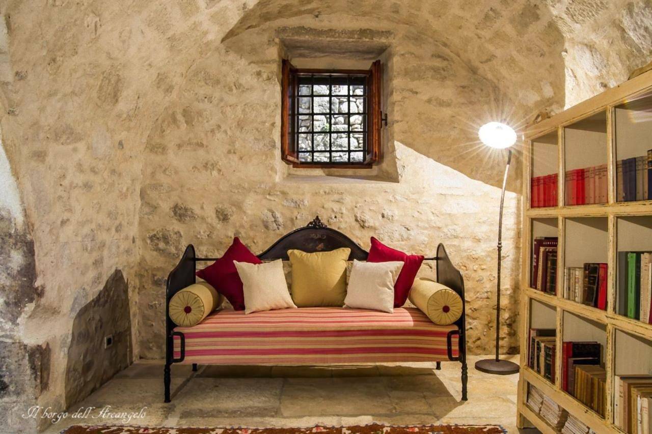 Double Room with Private Bathroom in Tuili, Medio Campidano