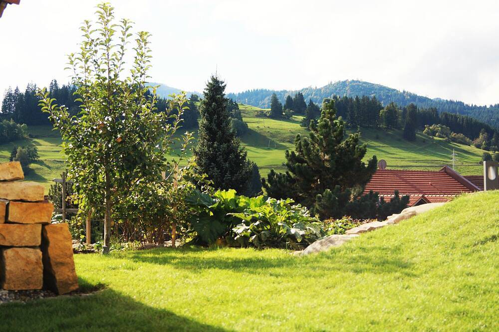 Ganze Wohnung, Appartement/Zimmer *Ambiente*  in  Wertach  -  Urlaub Mit Ausblick !!! in Wertach, Bayerisch Schwaben