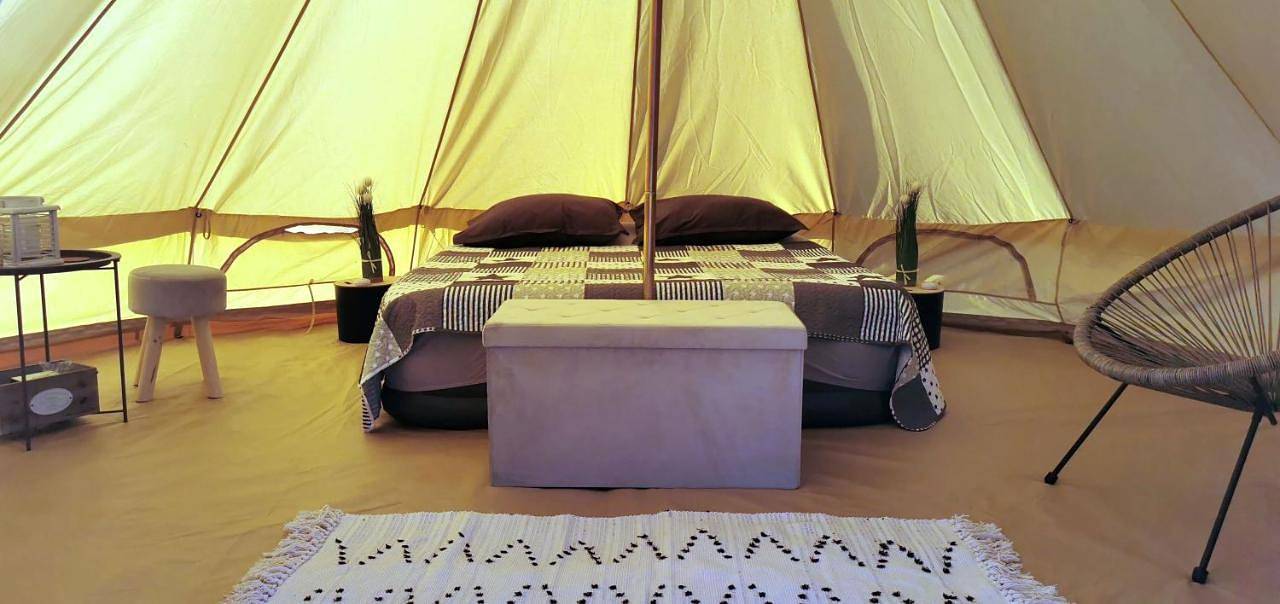 Tent in Κωνστάντζα