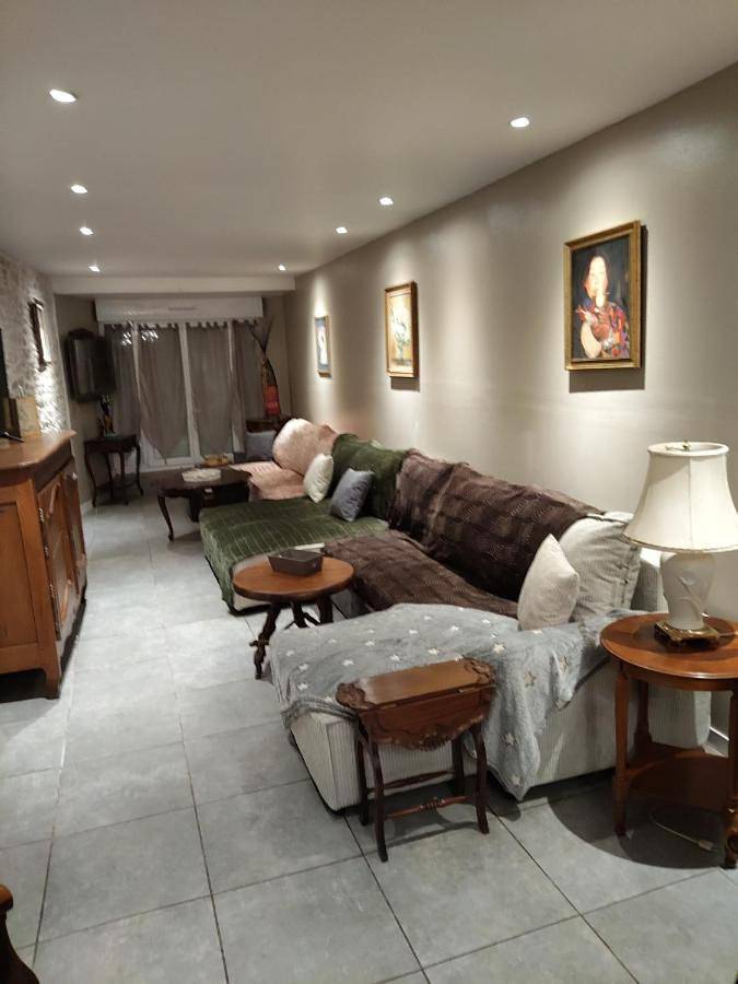 Villa pour 12 personnes, avec jardin et jacuzzi, adapté aux familles dans les Ardennes - 2