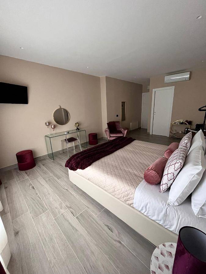 B&b per 3 persone, con Panorama a Termini Imerese