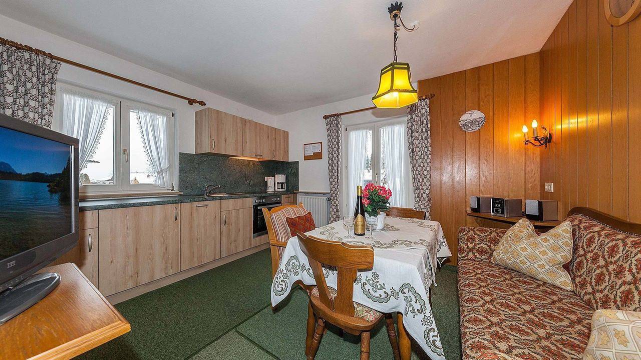 Ganze Ferienwohnung, Ferienwohnung für 2 Personen (40 m²) in Wallgau in Wallgau, Walchensee