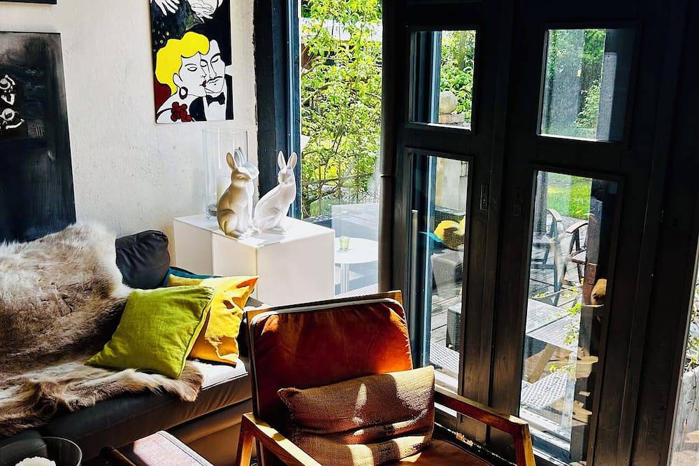 Ganze Wohnung, Zirkuswagen am Landhaus Labes in Stechlinsee, Stechlin