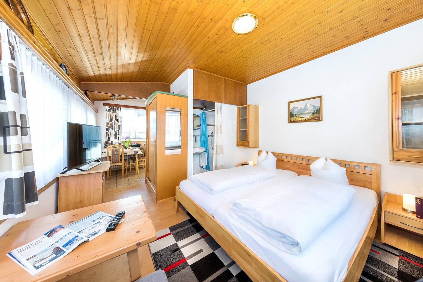 Ganze Ferienwohnung, Appartement Nr. 1 mit Balkon Seeseite in Zell am See, Kitzbüheler Alpen