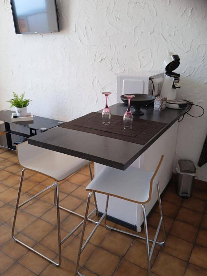 Appartement entier, Magnifique vue mer et port in Sausset-les-Pins, Côte méditerranéenne (France)