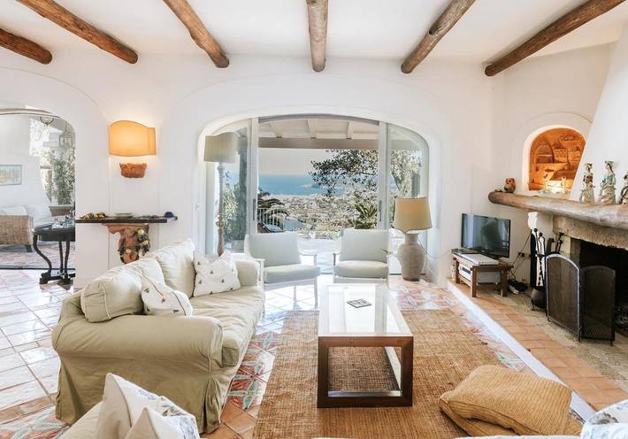 Villa pour 6 personnes, avec Balcon ainsi que Terrasse et Vue à Panza