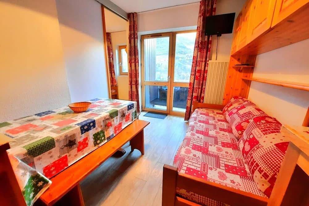 Geheel appartement, A 300m dai negozi, 2e verdieping, balkon, televisie, ski-kluis, 25m², Les Menuires in Les Menuires, Saint-Martin-de-Belleville